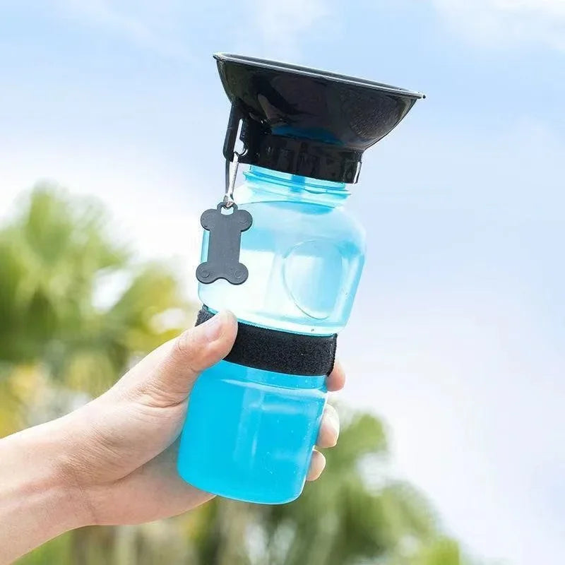 Botella de Agua Portátil para Mascotas con Tazón Desmontable