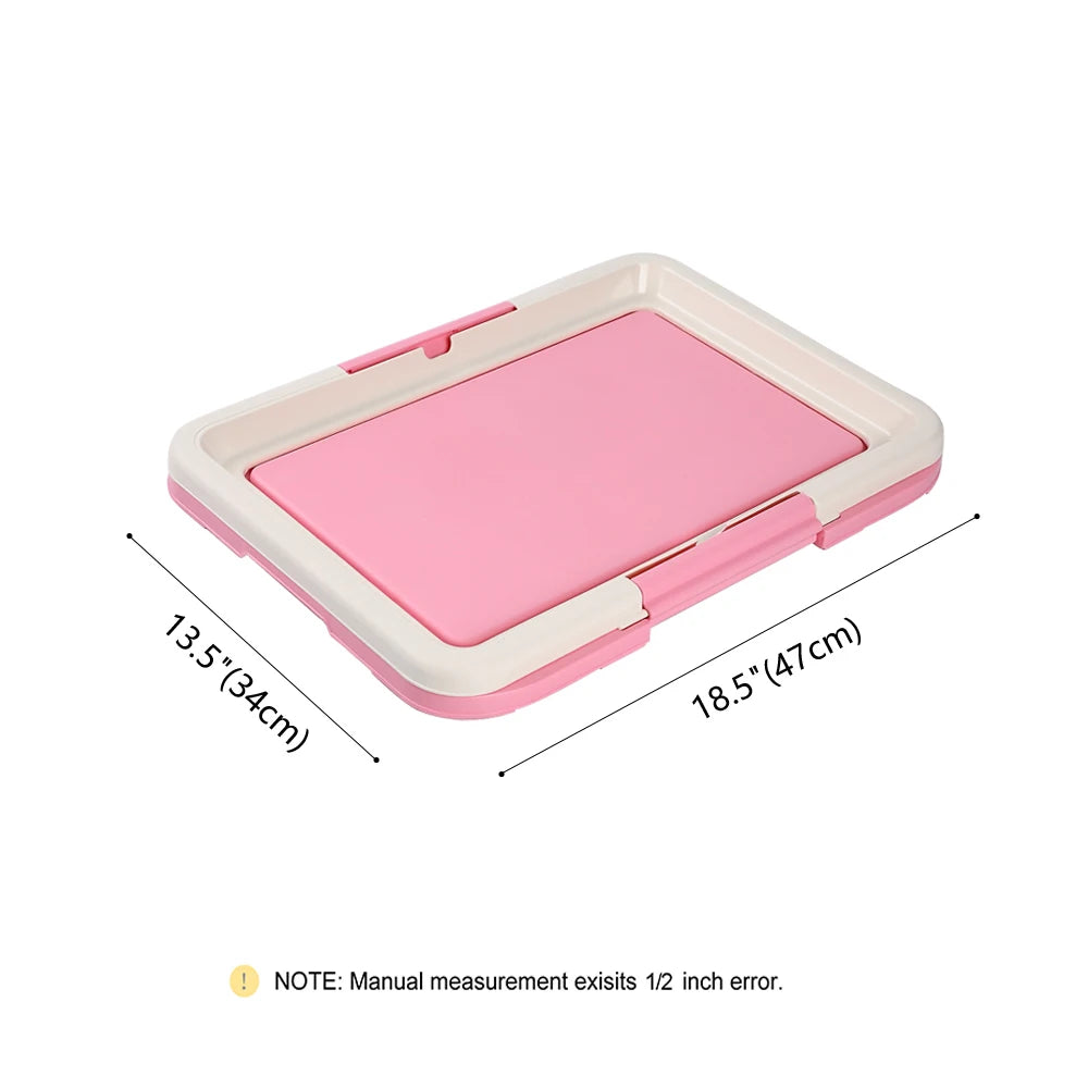 Un orinal portátil para mascotas interior rosa con bandeja de rejilla vista desde arriba.