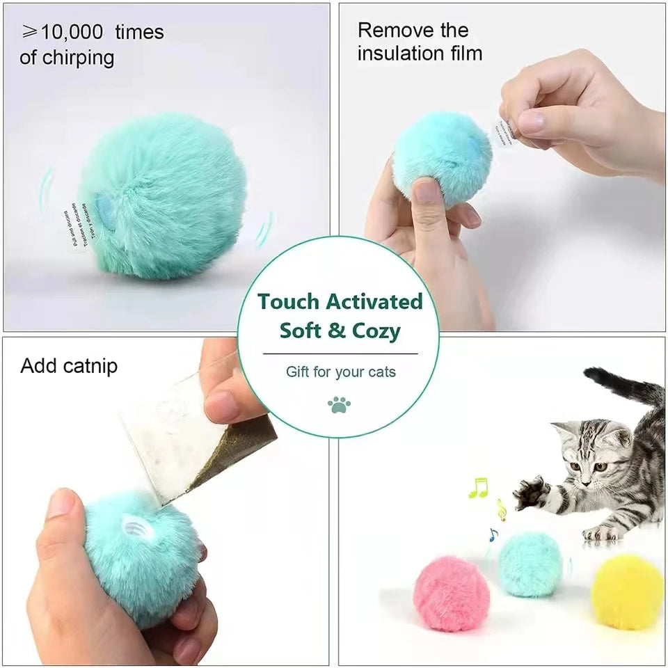 Une balle de jouet pour chat floue bleu sarcelle est présentée, avec option d'ajouter de la catnip.