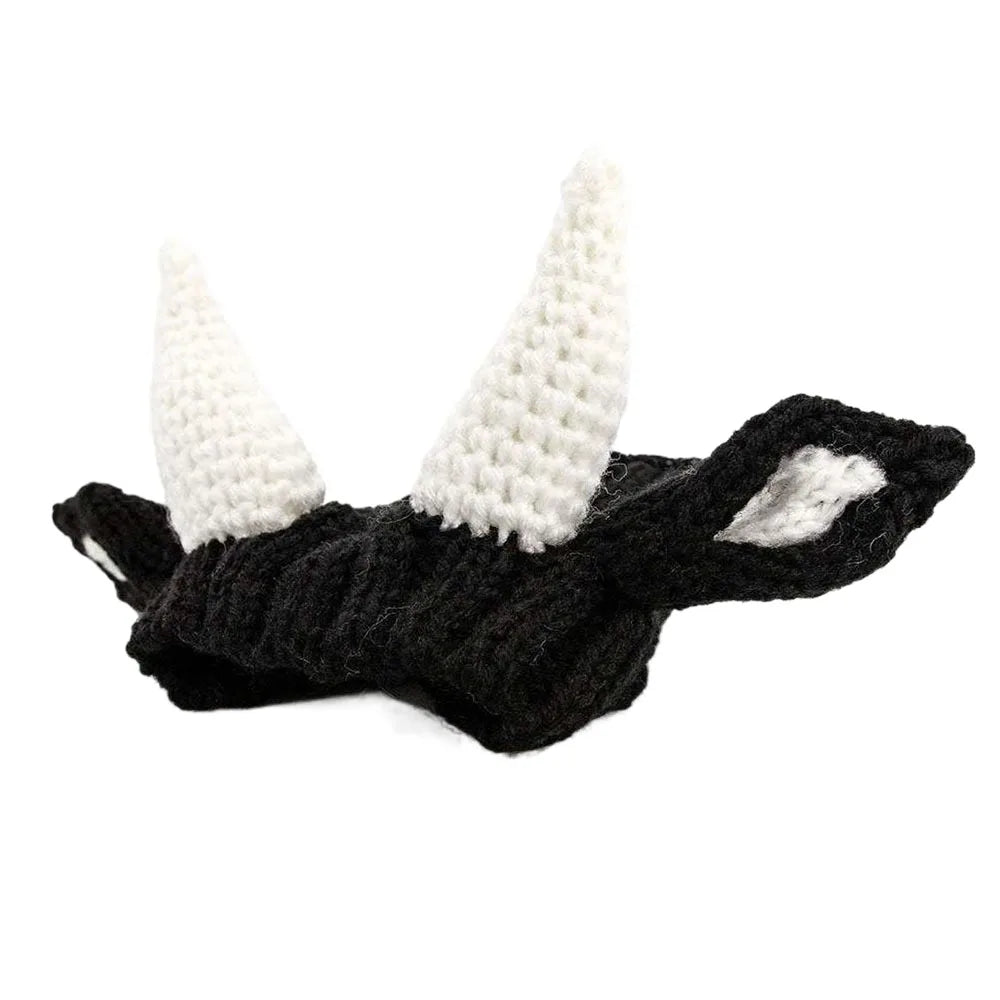 Schwarze gestrickte Hundeohren-Muffs mit weißen flauschigen Innereohren