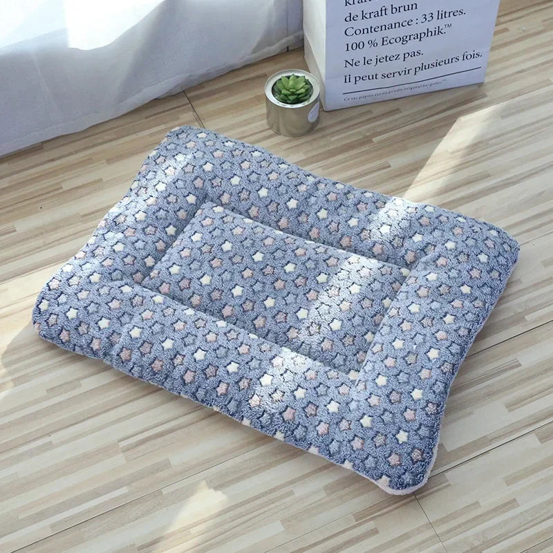 Lit pour animaux de compagnie en peluche double face