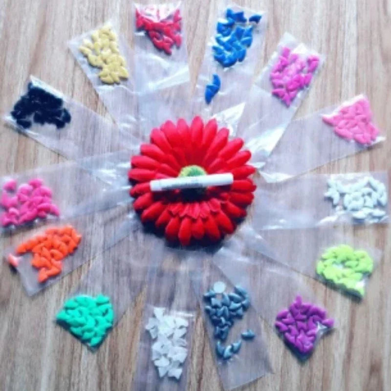 Colorful Soft Silicone Nail Caps for Cats and Dogs with Adhesive