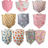 مجموعة من أوشحة القطن الملونة للكلاب والقطط بأنماط وألوان مختلفة.
