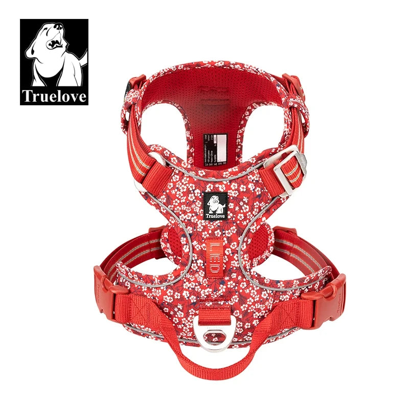Rotes gepolstertes Nylon-Hundgeschirr mit reflektierendem Zierrand für einen Hund.