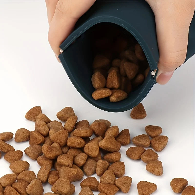 Portable Silicone Dog Treat Pouch for Training and Walks