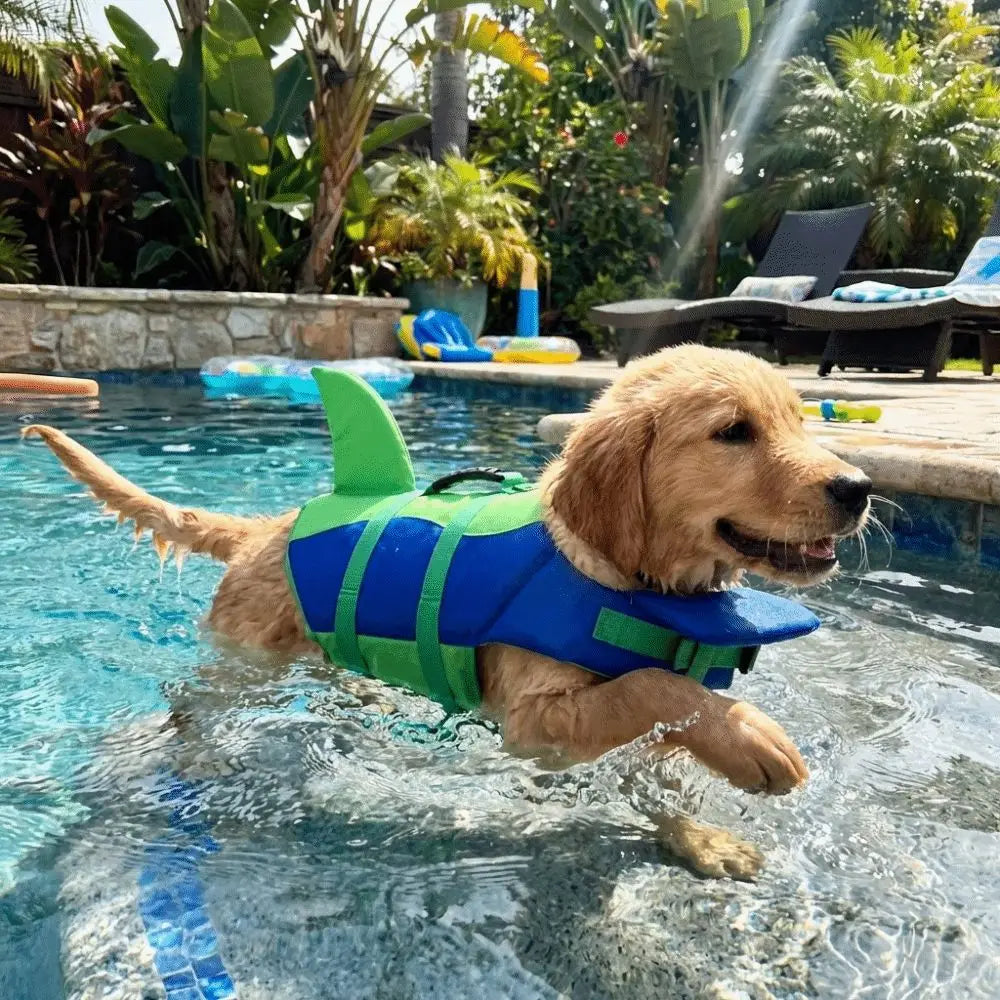 Shark-Shaped Dog Life Vest with High-Visibility Safety Features