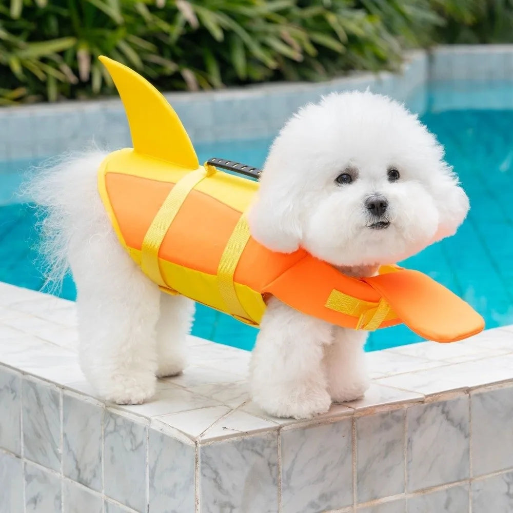 Shark-Shaped Dog Life Vest with High-Visibility Safety Features