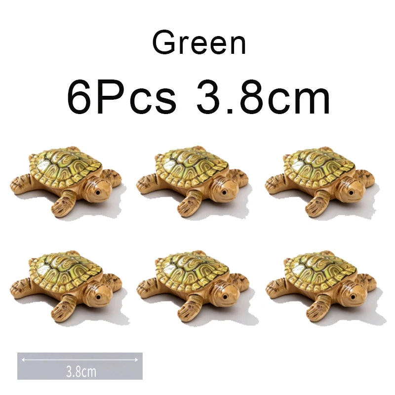 Green turtle family floating ornaments set of six pieces, measuring 3.8cm each.