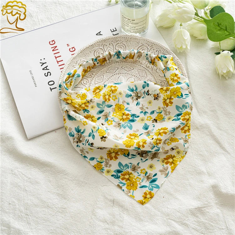Bohemian Paisley Print Triangle Head Scarf
