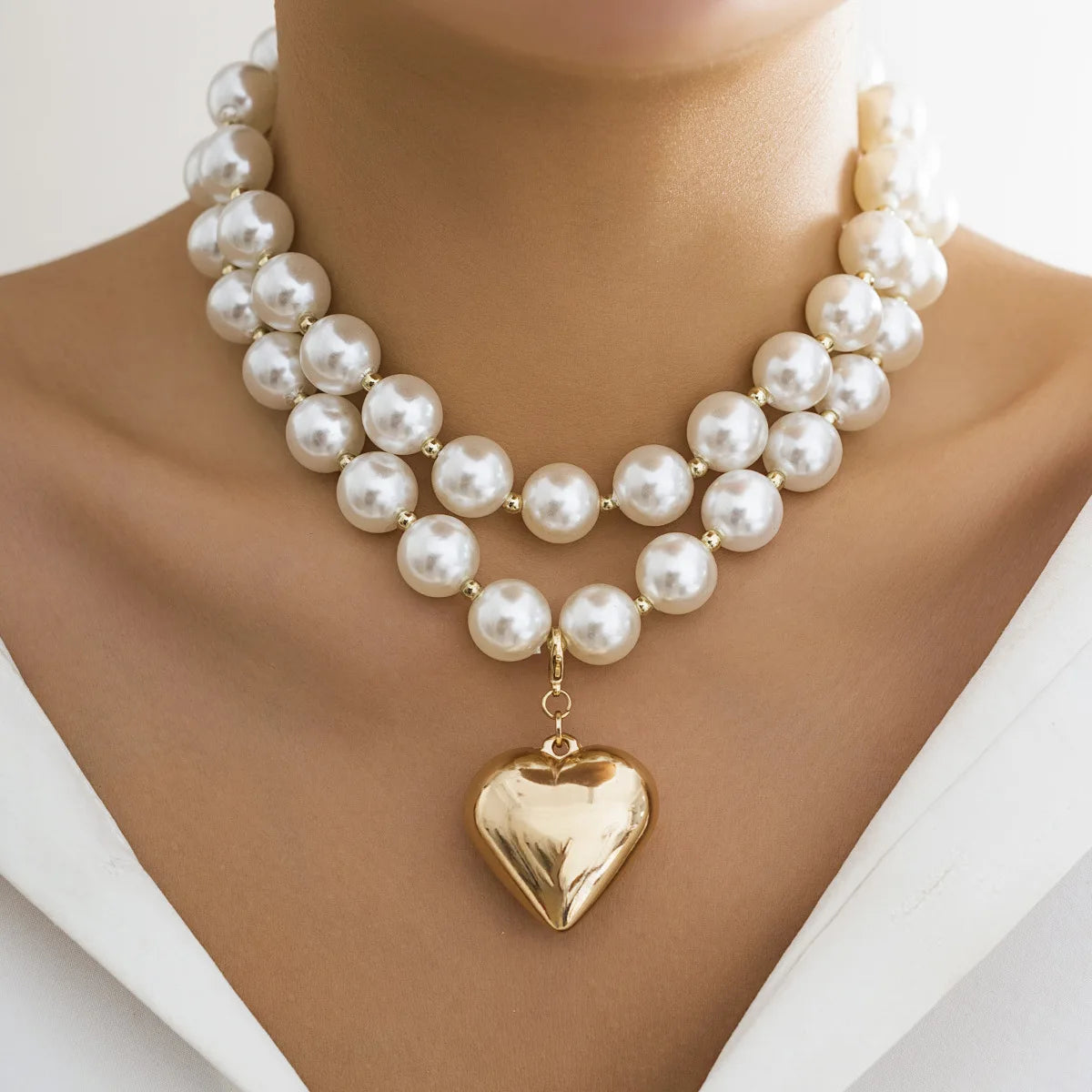 Vintage Pearl Heart Pendant Choker Necklace