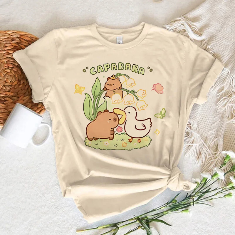 Camiseta Gráfica de Capibara