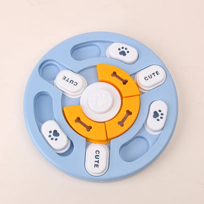 Jouet distributeur de puzzles bleu clair pour chiens et chats avec diverses formes et textures.
