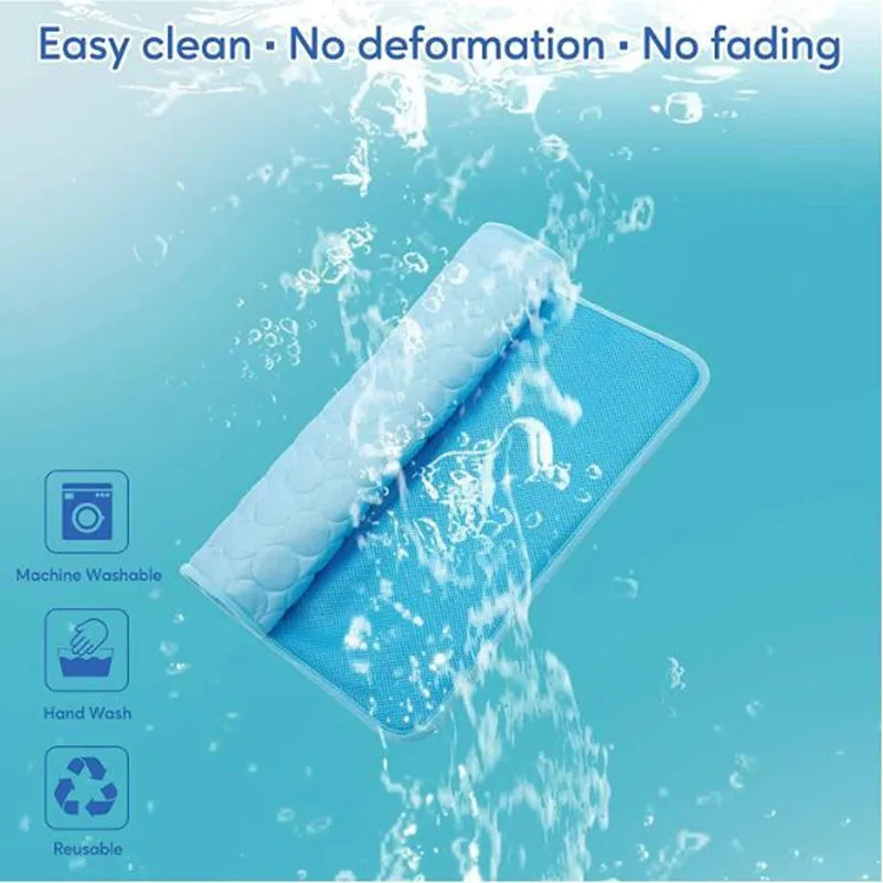 Self-Cooling Pet Mat for Dogs and Cats – Breathable, Washable Summer Pad