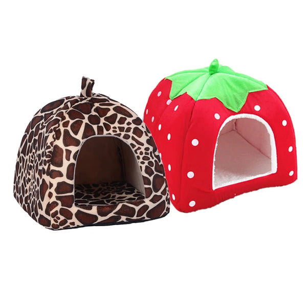 Lit pour animaux en peluche en forme de fraise
