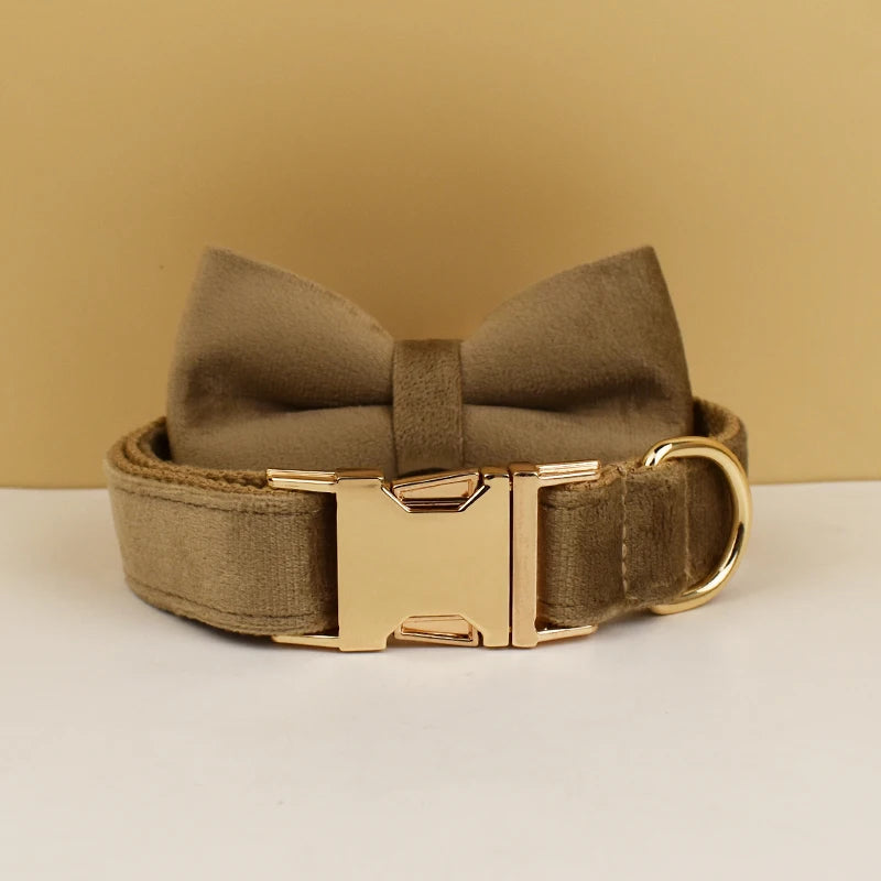 Personalisiertes Halsband, Geschirr & Leine Set mit abnehmbarem Fliegenknoten