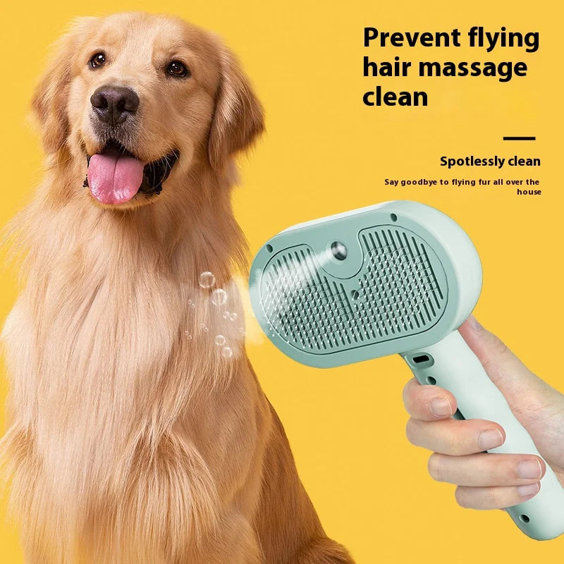 Ein Golden Retriever wird mit einem hellgrünen, schwebenden Kamm für ein Flughaar-Massage-Cleaning gepflegt.