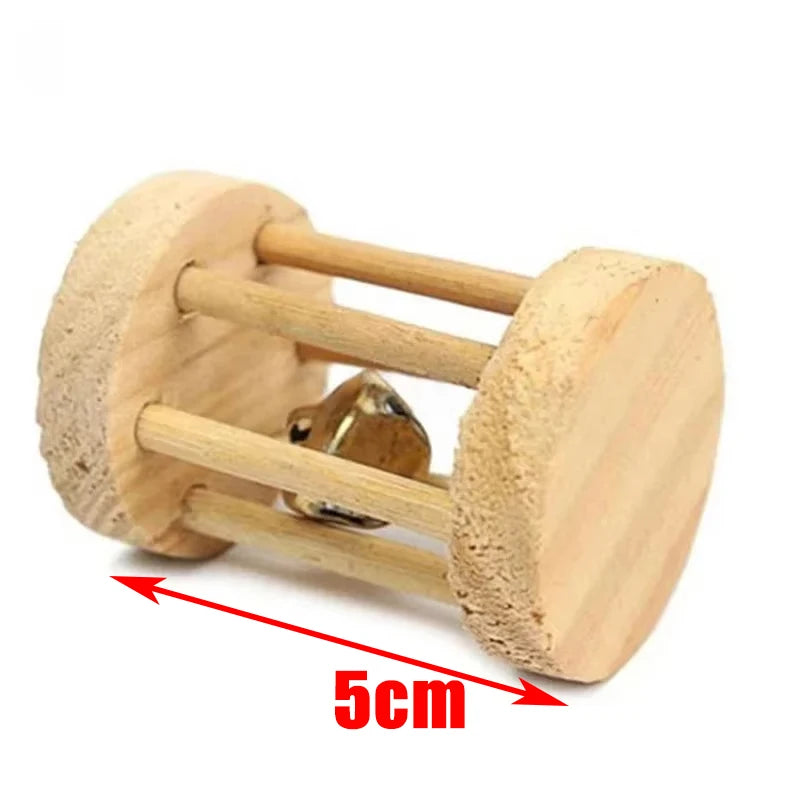 Natural Wooden Chew Toy Set for Small Pets – Guinea Pigs, Rabbits & Hamsters