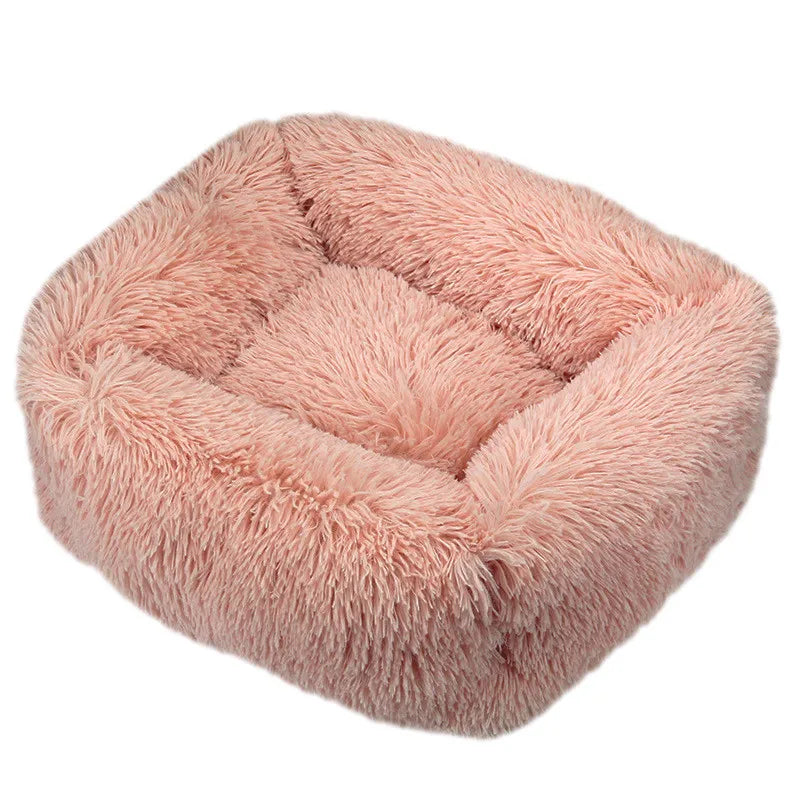 Lit carré en peluche de luxe pour chien