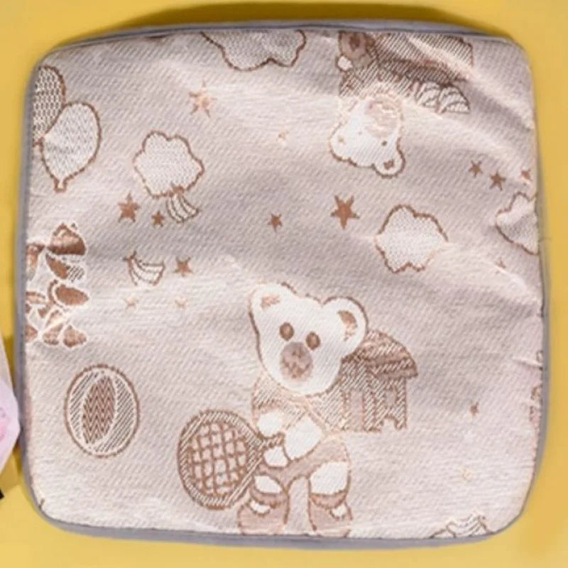 كوخ قطط زهري شبه مغلق