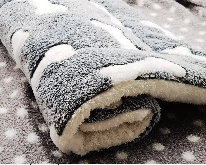 Cozy Flannel Pet Sleeping Mat for Dogs and Cats