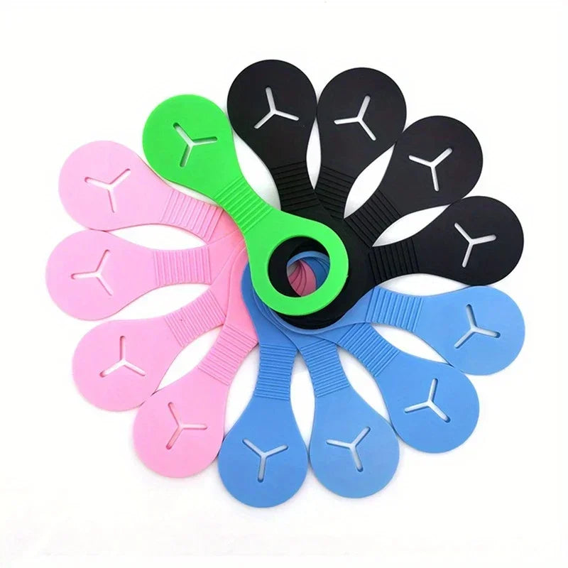 Hands-Free Silicone Dog Poop Bag Holder with Clip