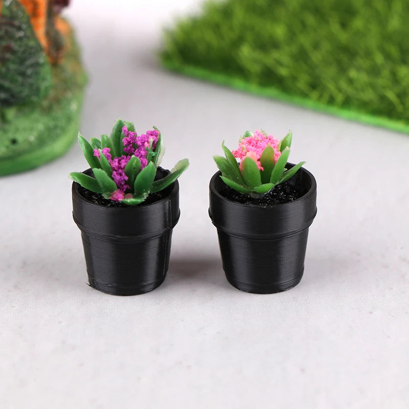 Set of 5 Miniature Potted Plants for Dollhouse Scenes