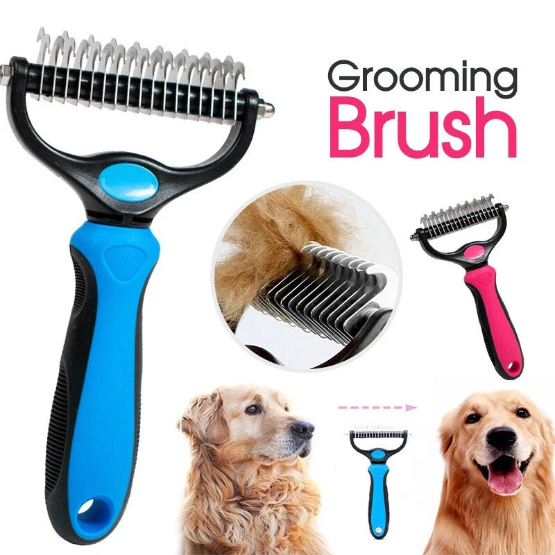 Une brosse de toilettage avec poignée et poils, montrée à côté d'un gros plan de la brosse utilisée sur la fourrure d'un chie