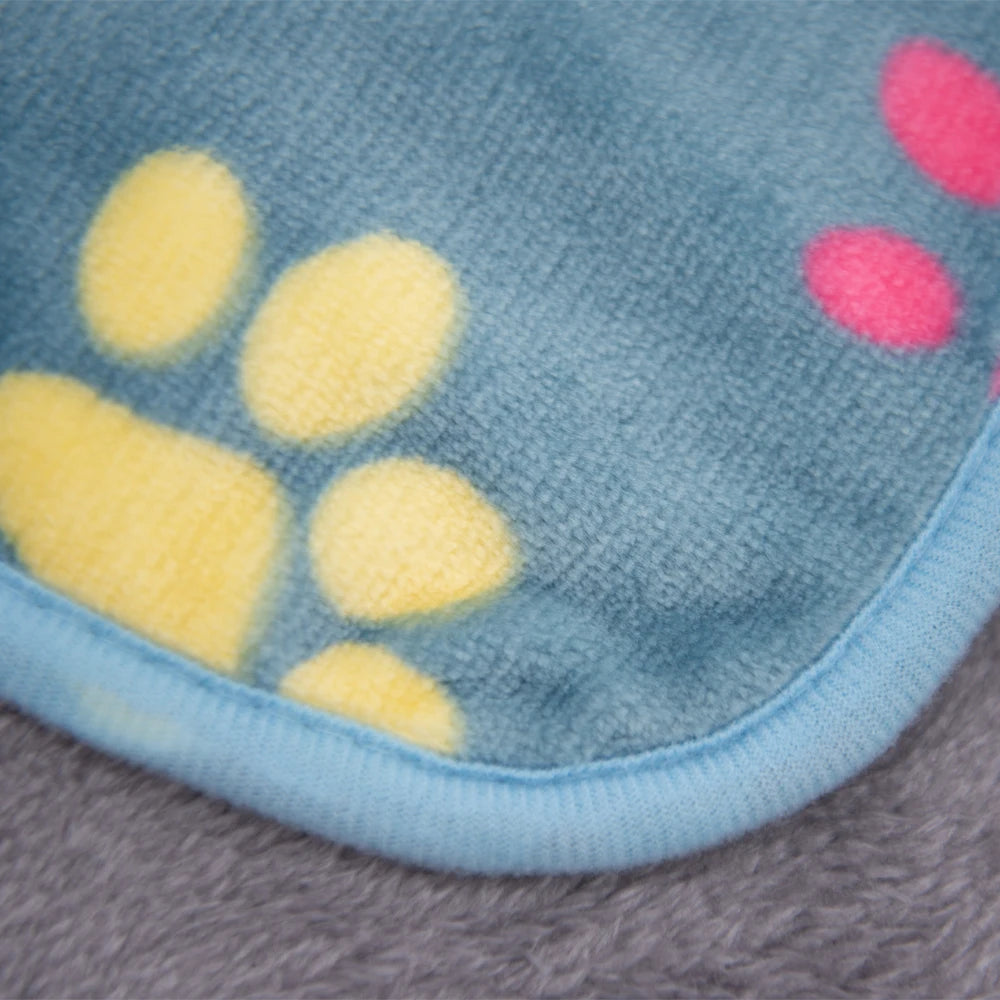 Waterproof Pet Blanket – Warm, Breathable & Machine Washable