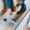 Pioche et Brosse pour Sabots de Cheval Ergonomique