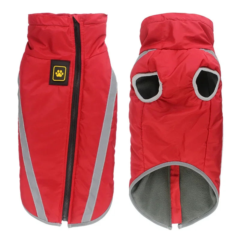 Manteau de chien rouge rembourré avec fermeture éclair noire et garniture réfléchissante argentée