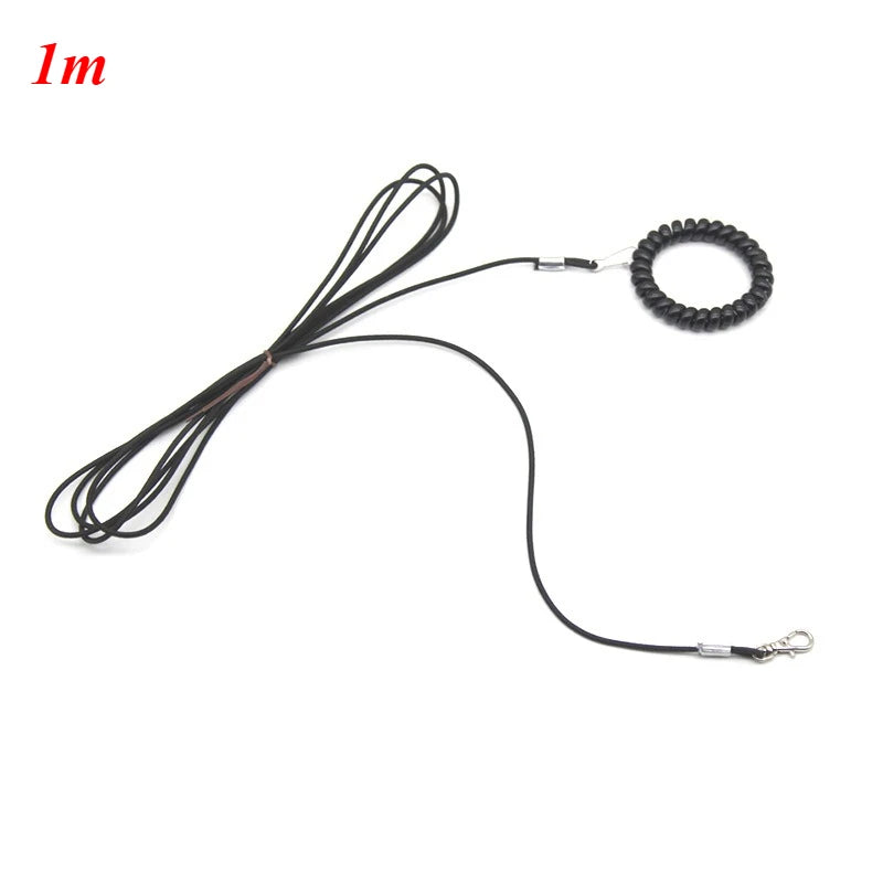 حزام تدريب الطيور بالحبل للببغاء في الخارج