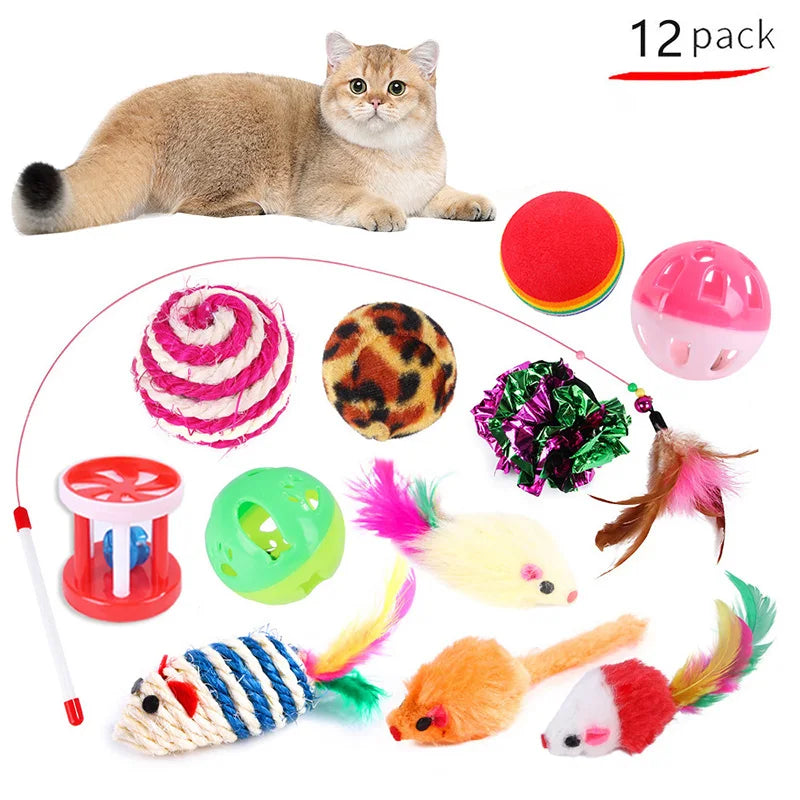 Pack de jouets pour chat : figurine, boules en sisal, jouet à clochette et jouets en plumes/doux.