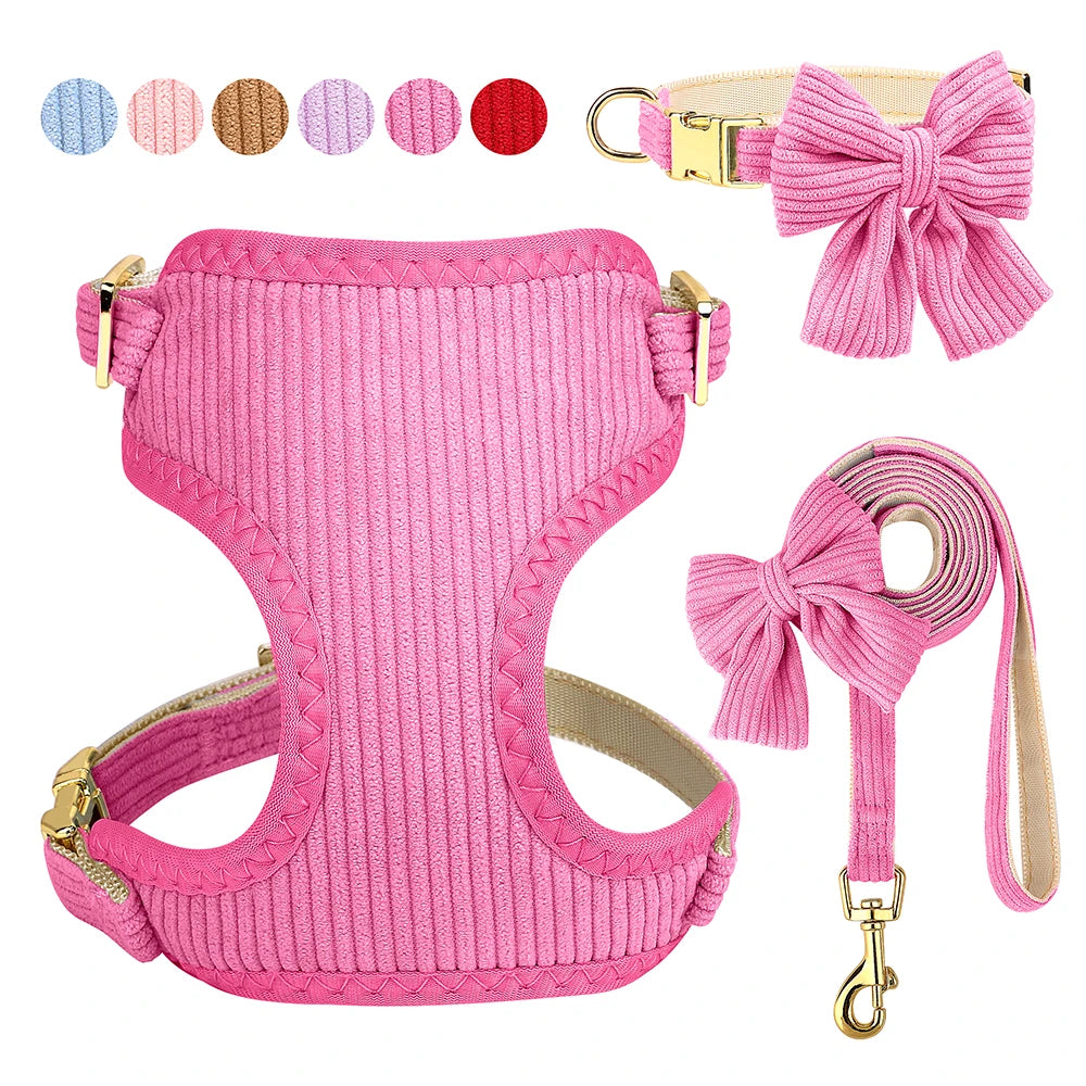 Rosa gestricktes Hundehalsband und Leine-Set mit passender Schleife