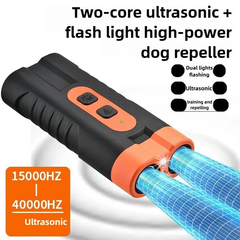 Schwarzes Ultraschall-Hundabwehrgerät mit doppelnden blinkenden Lichtern und einer großen orangen Spitze.