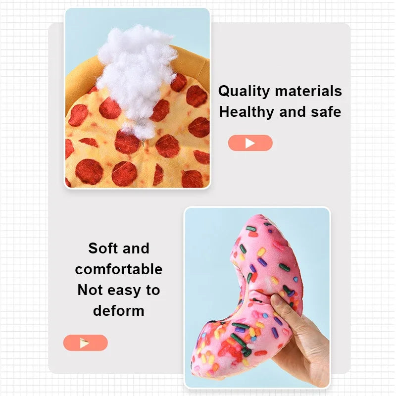 Gros plan d'un jouet en peluche rose et bruyant en forme de pizza et de beignets, mettant en valeur sa texture douce.
