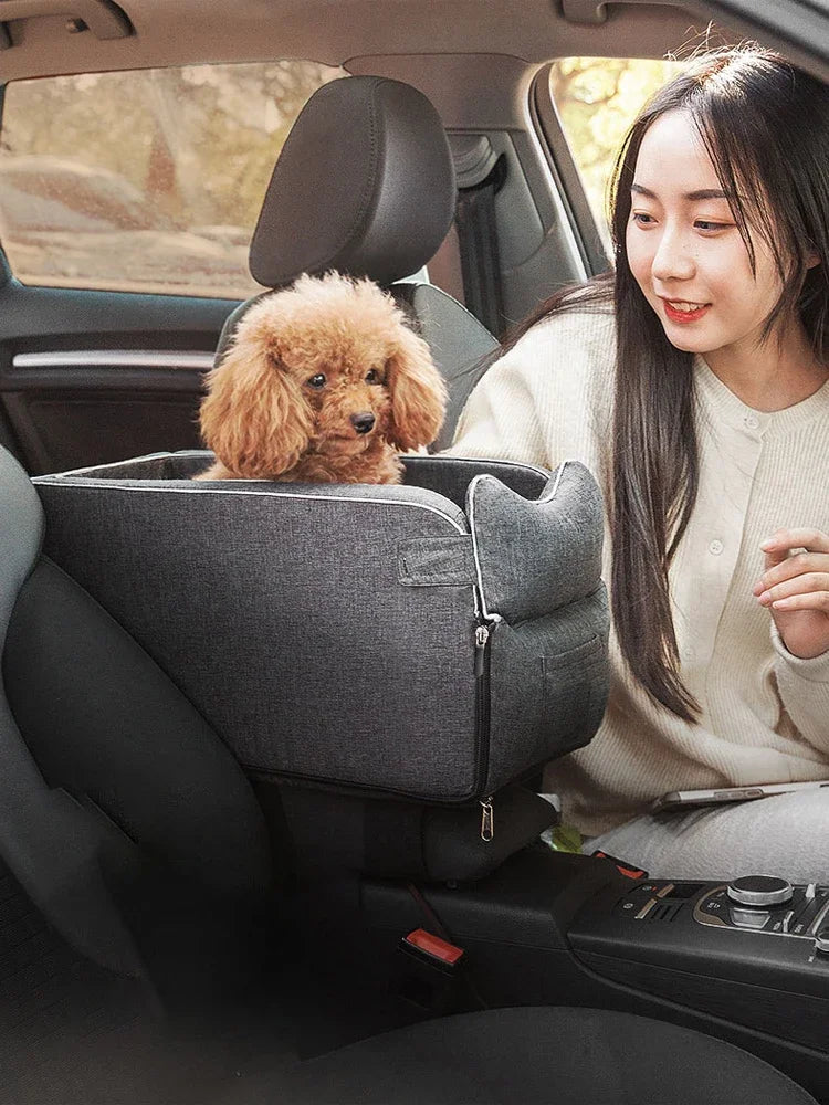 Portable Car Safety Seat for Small Dogs and Cats
