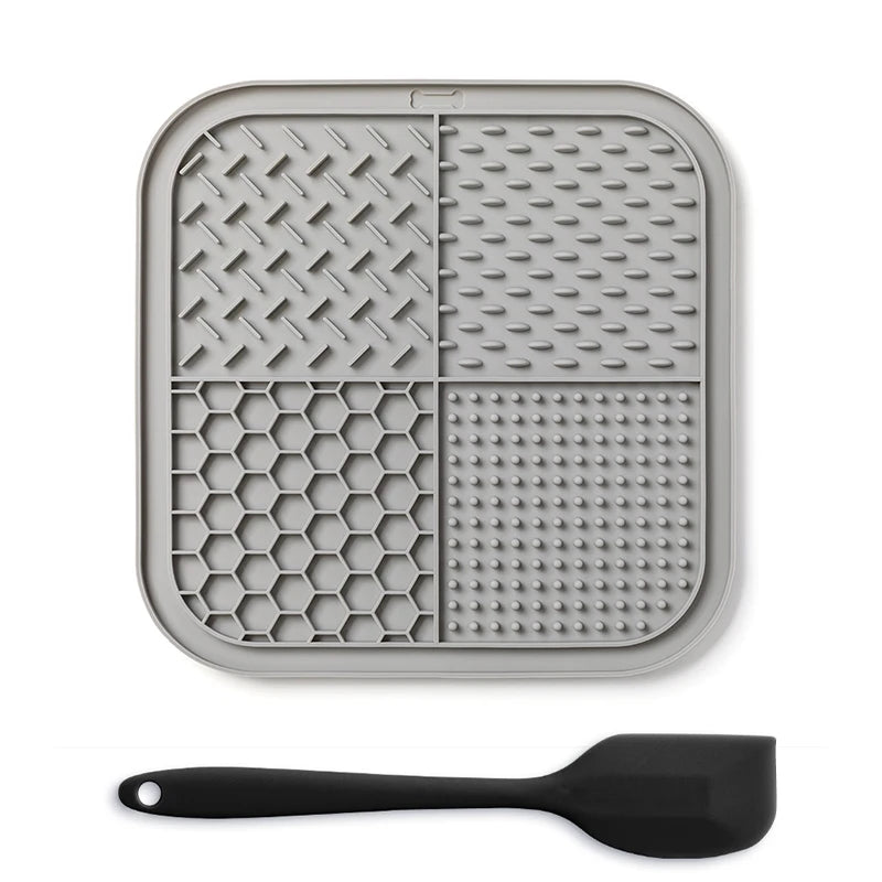 Silicone Lick Mat for Dogs and Cats – Anxiety Relief & Slow Feeding