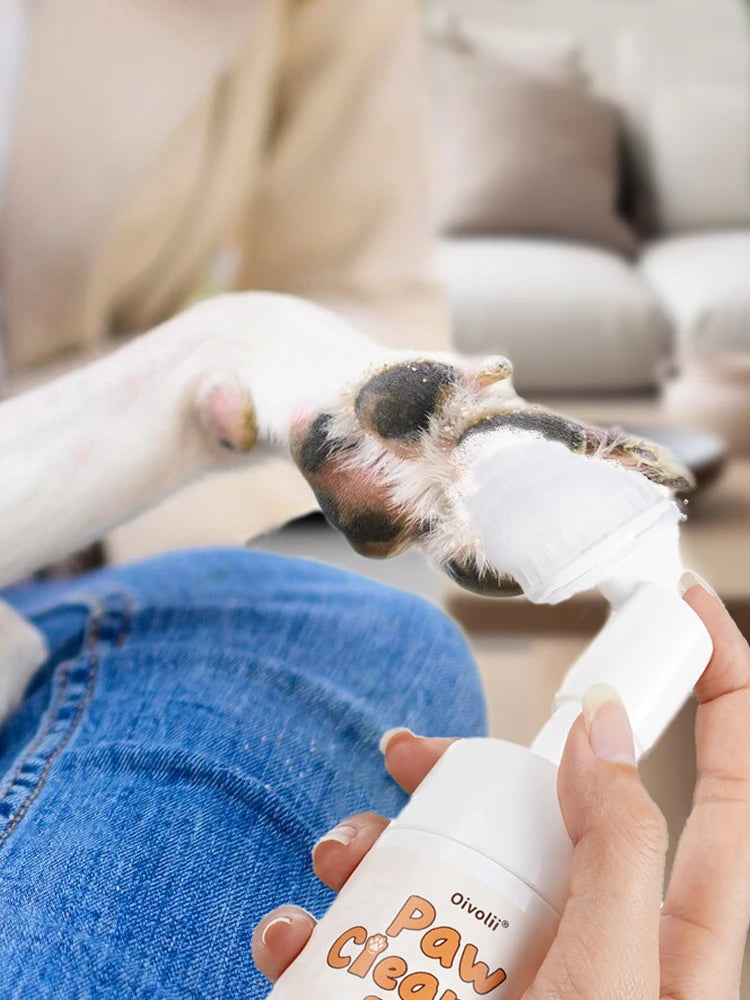 Waterless Paw Foam Cleaner with Built-In Silicone Brush
