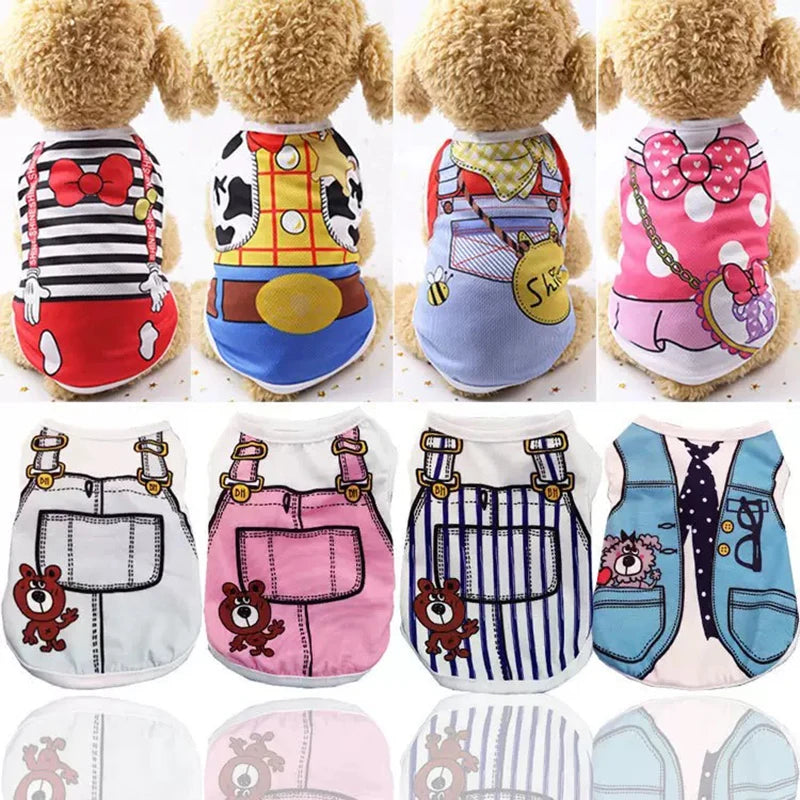 Collection de gilets et hauts pour chiens, dans divers motifs et couleurs pour l'été.