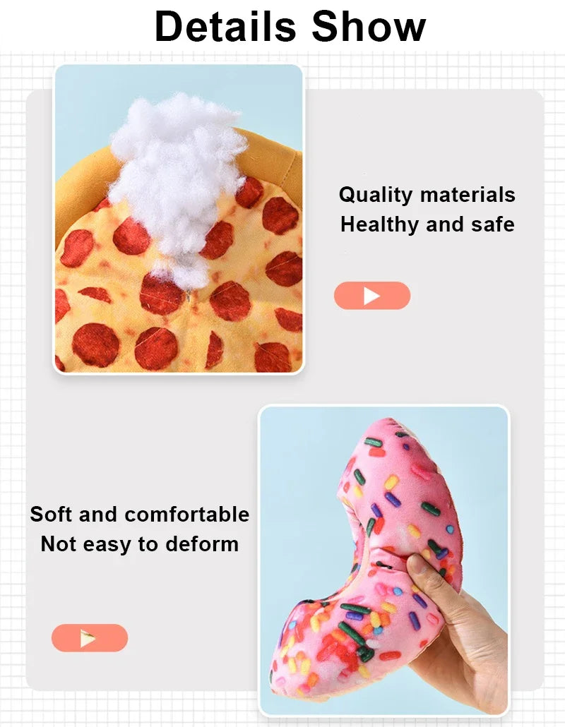 Gros plan d'un jouet en peluche rose en forme de pizza et de beignets, mettant en valeur sa texture douce.