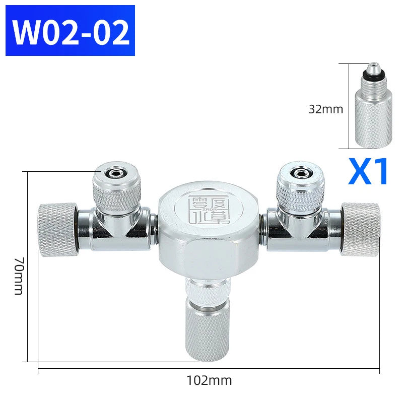 Silberner Mehrkanal-CO2-Splitter mit verschiedenen Anschlüssen und einer 32-mm-Düse.