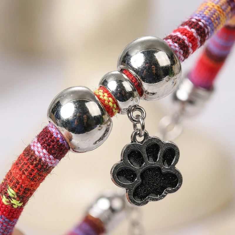 Collier pour animaux de compagnie avec empreinte de patte ajustable