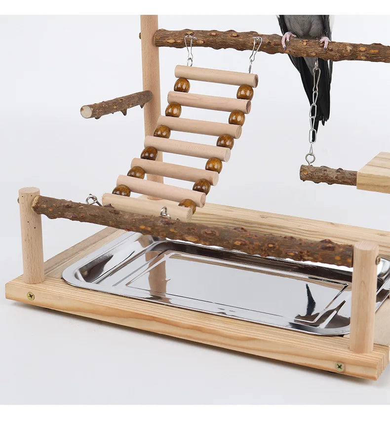منصة ببغاء من خشب الفلفل مع جسر تأرجح وتسلّق
