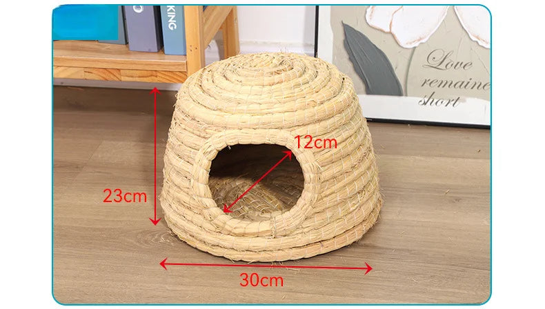 Handwoven Natural Straw Rabbit Grass Mat for Small Pets