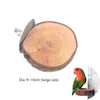 Sección transversal de una percha de madera natural, mostrando la veta y la superficie cortada.