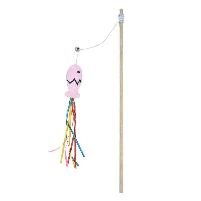 Interaktives Katzenstäbchenspielzeug mit pink-schwarzem Fischköder an einem Holzgriff