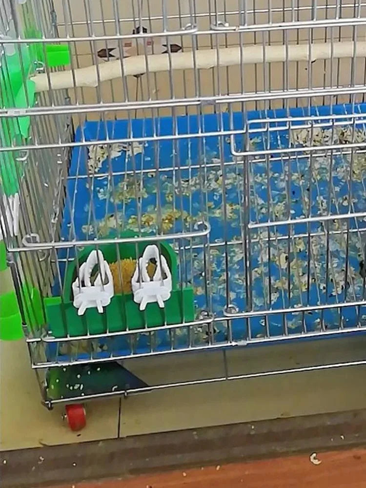 مشبك طعام الطيور للببغاوات والطيور الصغيرة