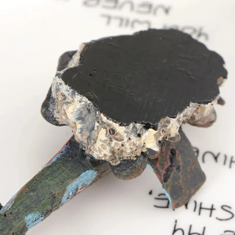 زينة طائرة من الراتنج لحوض السمك