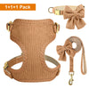 Beige gestricktes Hundehalteset mit dekorativen Schleppelhalsen in einem 1+1+1-Pack