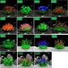 Collection de plantes aquatiques artificielles de différentes couleurs (vert, rouge, violet, jaune), présentées dans de petit